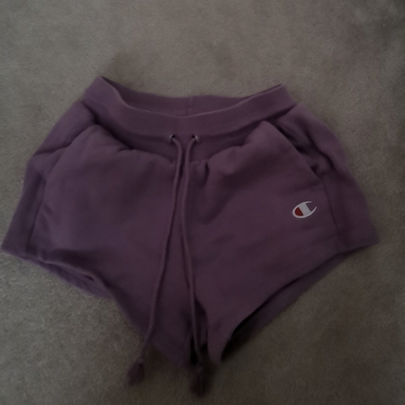 Champion Reverse Weave Shorts Tinted Lavender - Picture 2 of 3
